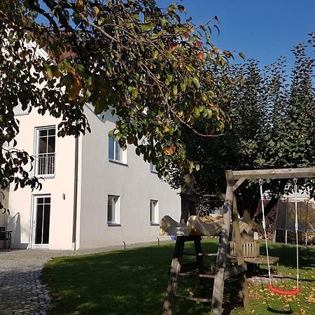 Ferienwohnung Sonnenschein Бурґау Екстер'єр фото